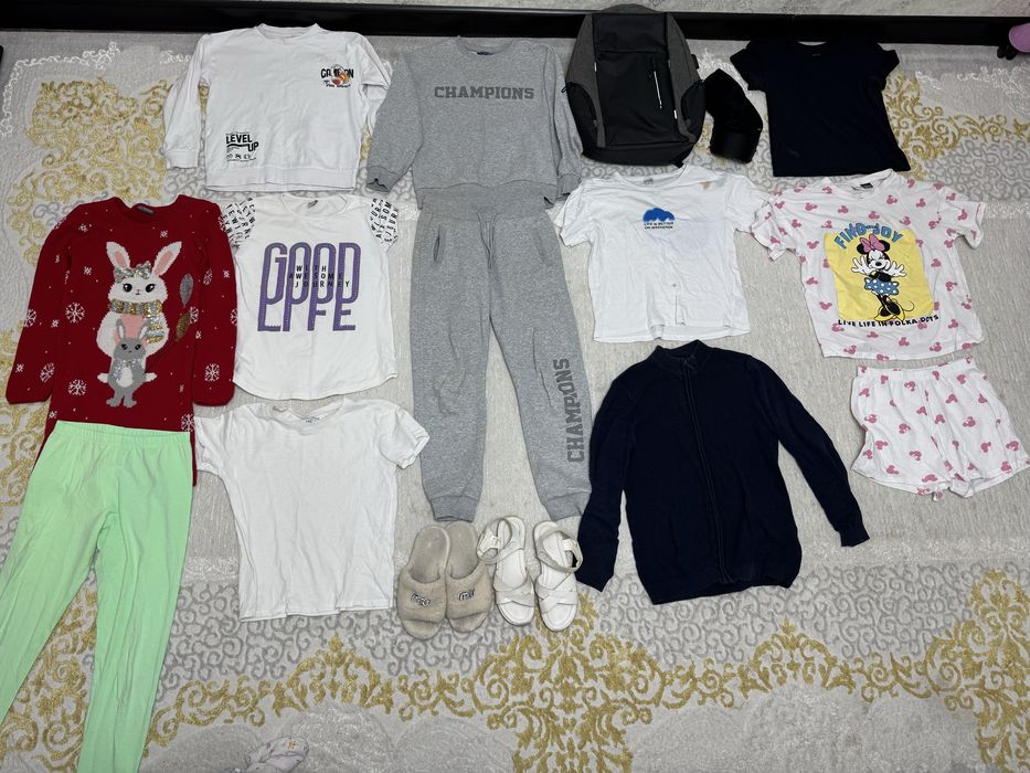 Отдам детские вещи