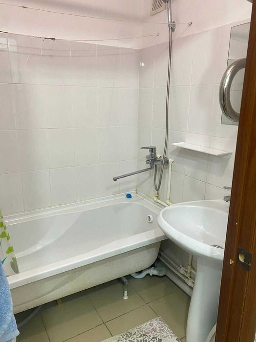 Продам 1комн Батыс НИШ