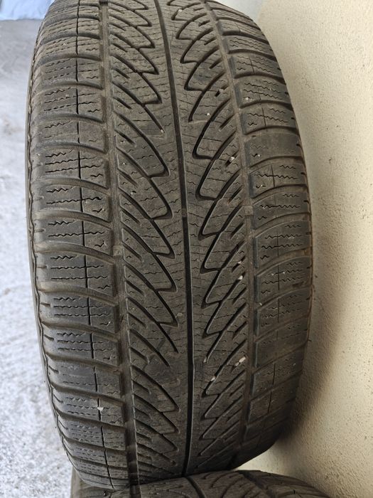 Зимни гуми 215/55/16