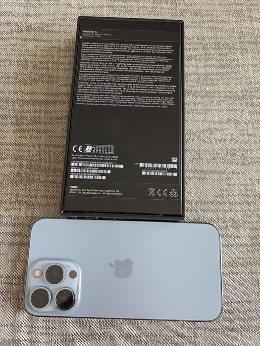 Iphone 13 pro 256 gb Sierra Blue neverlocked