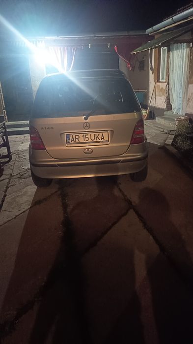 Vând sau schimb Mercedes a clas