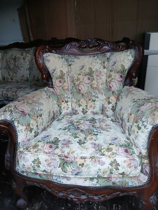 Canapea Inflorata cu 2 Fotolii