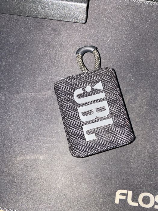 Jbl 3 Go aproape noua
