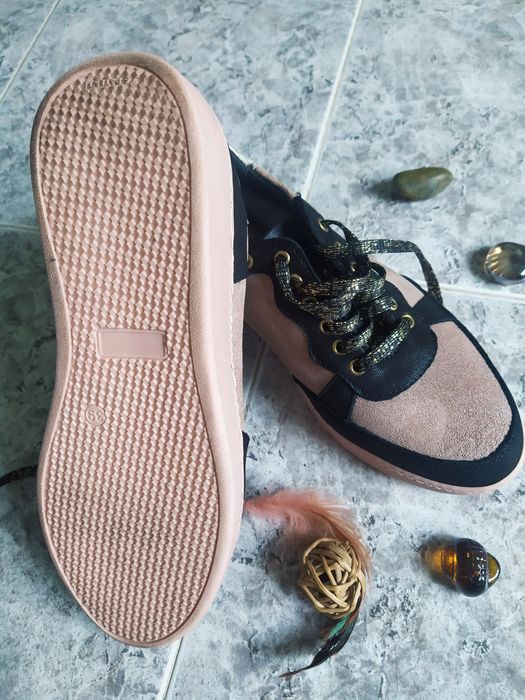 Обувки Muvid                                 .