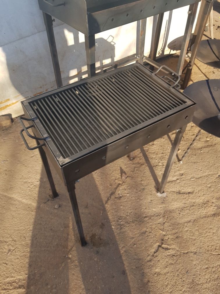 Gratar gradina picnic cu spite rotative 60x40x10x3
