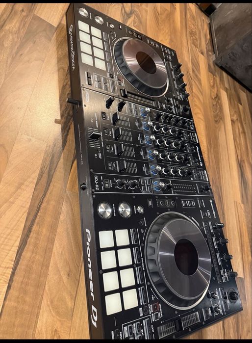 Pioneer DDJ RZ + FlightCase