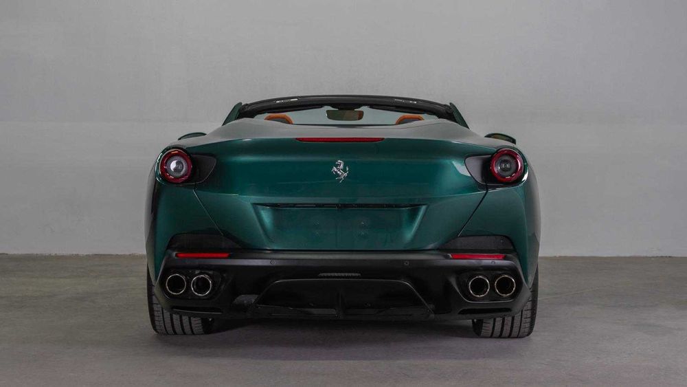 Ferrari Portofino „Tailor Made” Unicat-Interior și Exterior (Leasing)