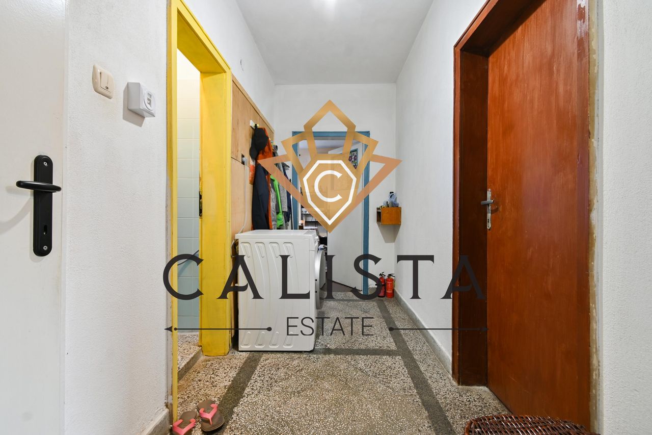 Продава се Къща в София, Горна баня - 258 кв.м за 1535 €/кв.м - Снимка #8