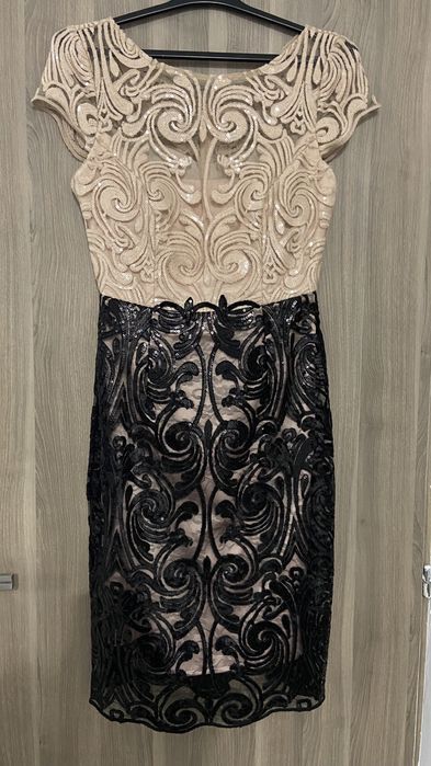 Rochie seara cu aplicatii din paiete