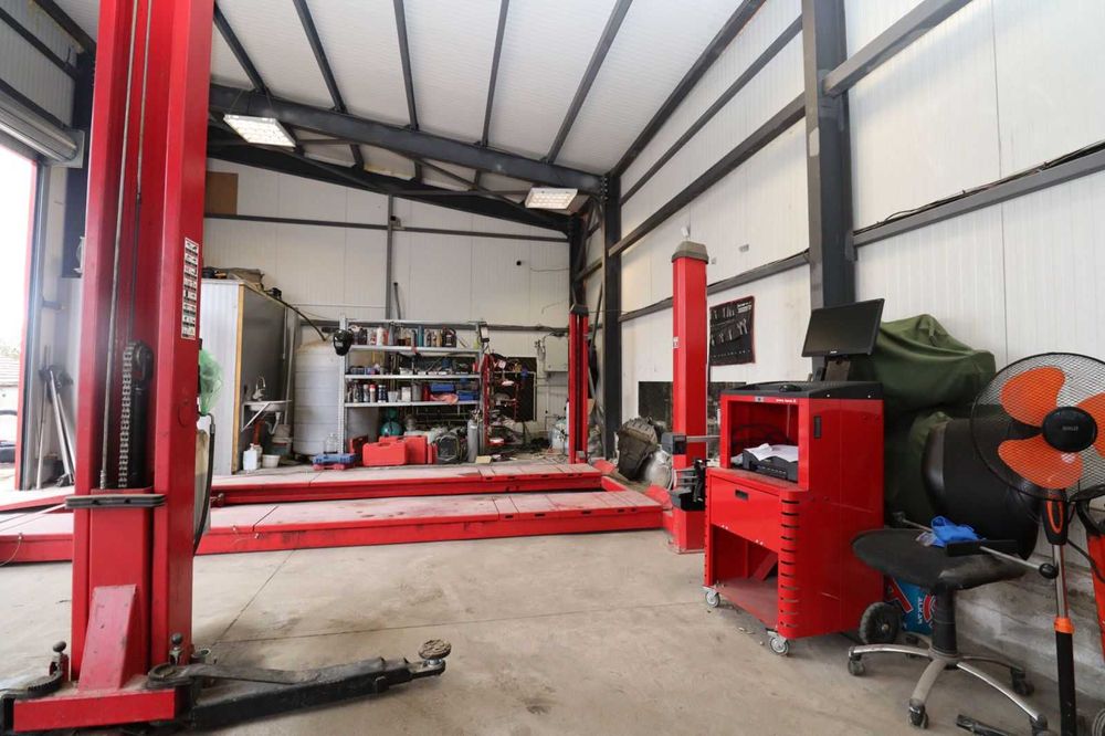 Продава се действащ бизнес в Нови Искър