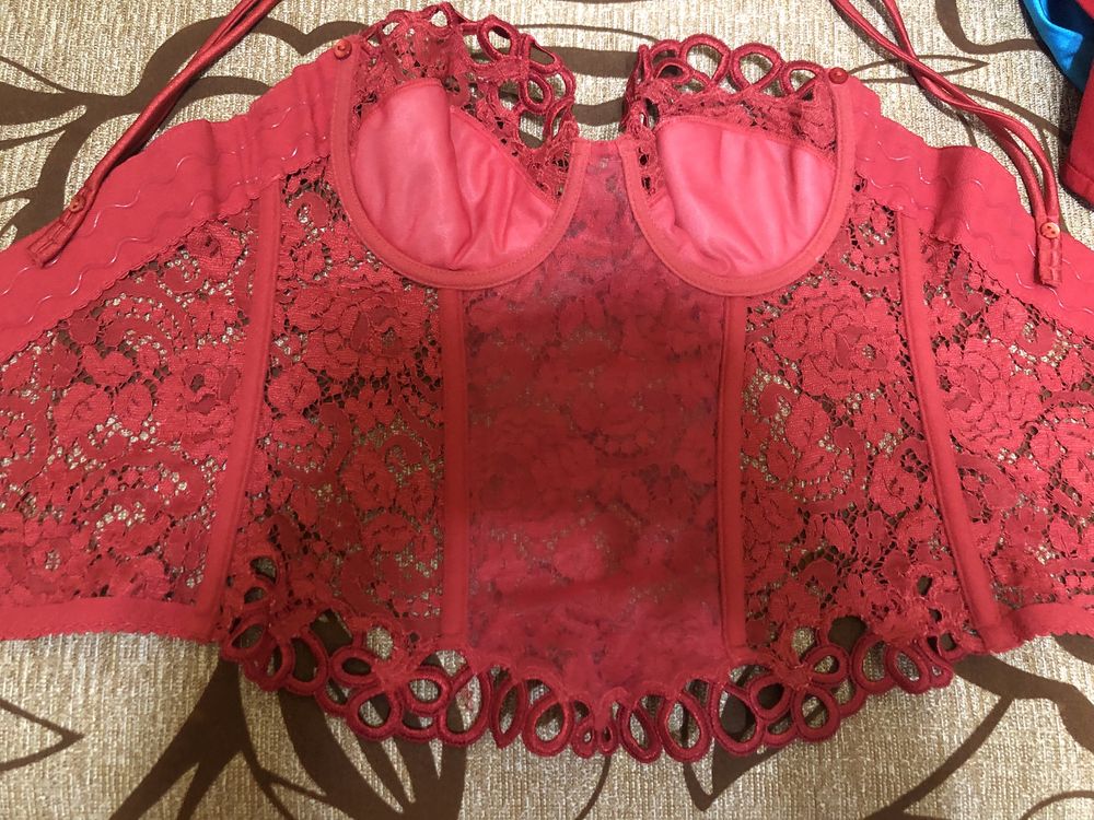 Vand corsete de dama