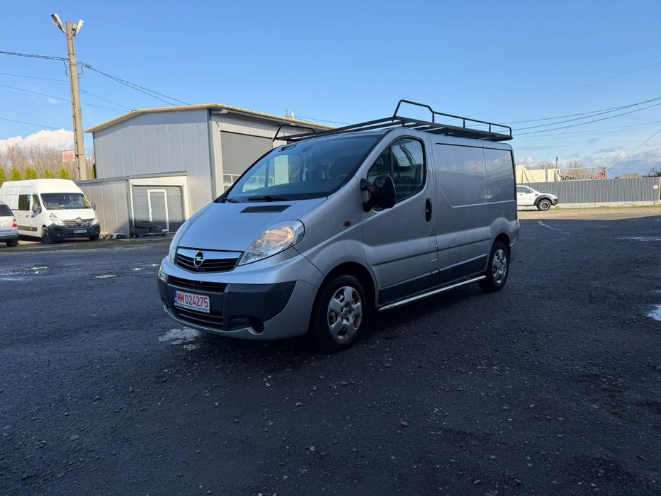 Opel Vivaro 2.0 dci 114 cai 2010