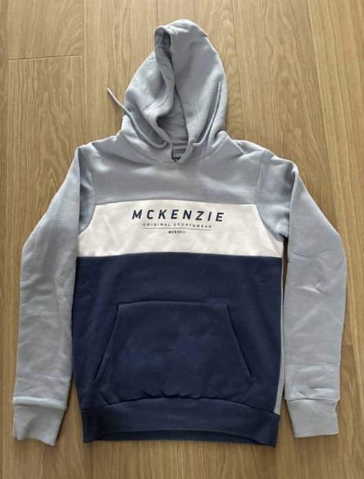 Hanorac McKenzie, marime S, stare foarte buna