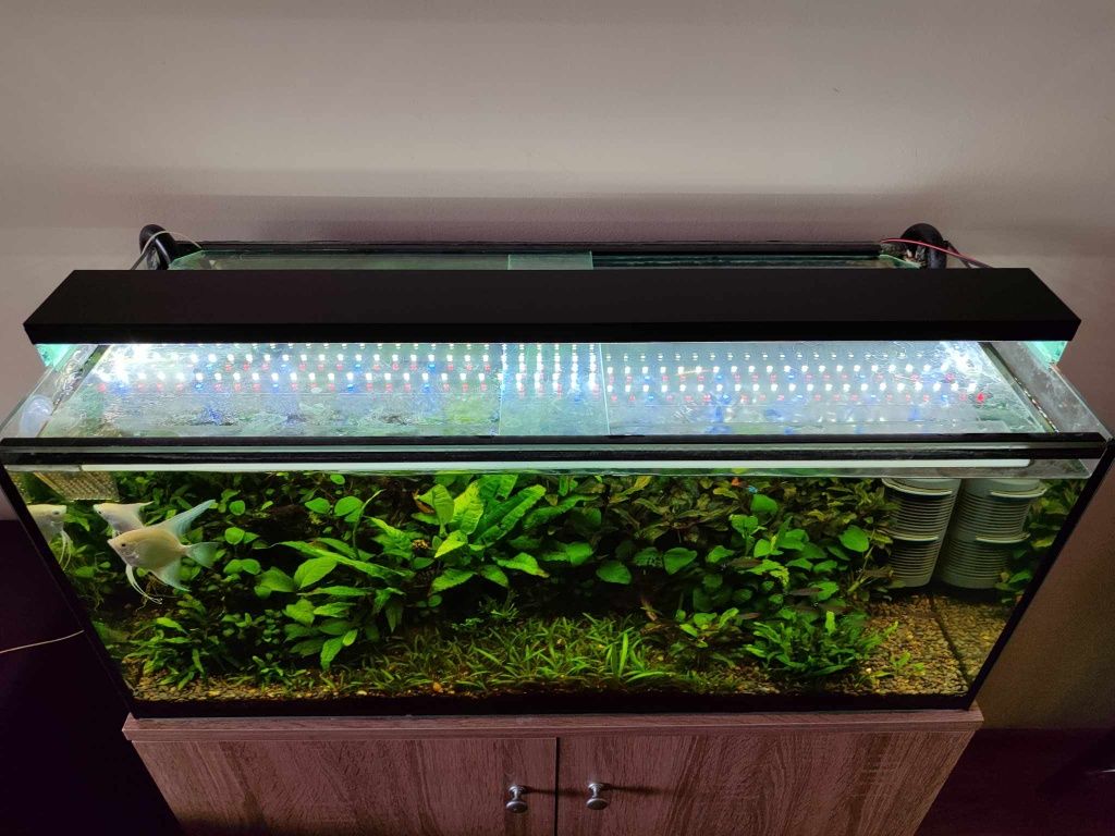 LED лампа осветление за аквариум