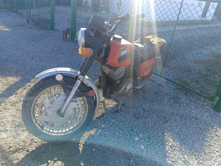 Мотоцикл Иж планета 5