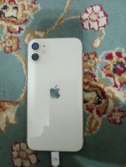 Iphone 11 коробка нету в комплекте сам телефон