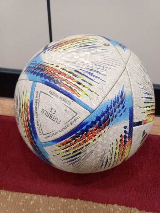 Продам фудболный мяч