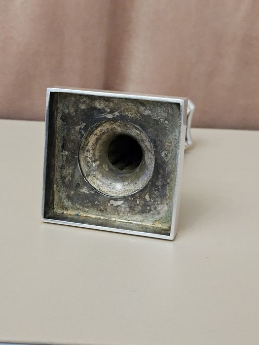 Архитектурен Сребърен свещник .