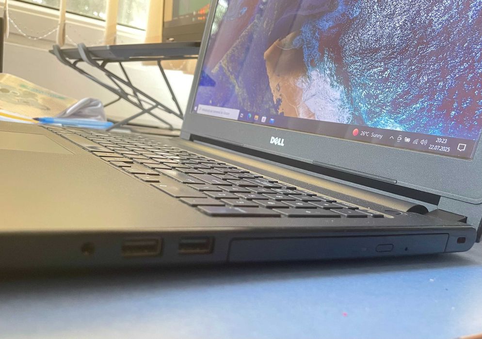 Laptop DELL Inspiron 15 5558