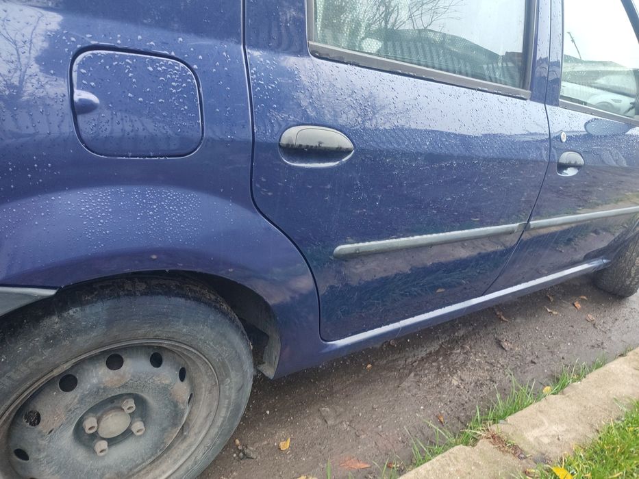 Dacia Logan 2005 benzina
