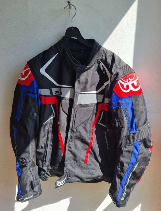 Ghete moto nr 42 geaca moto nr 58 casca moto full carbon