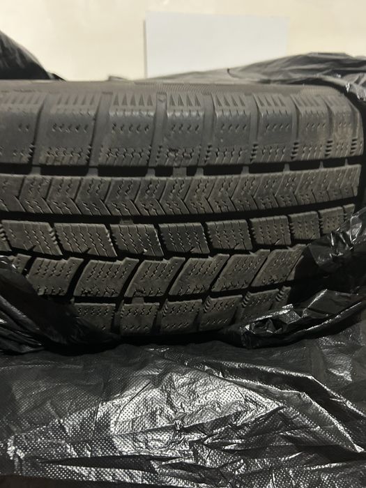 Зимние шины, б/у