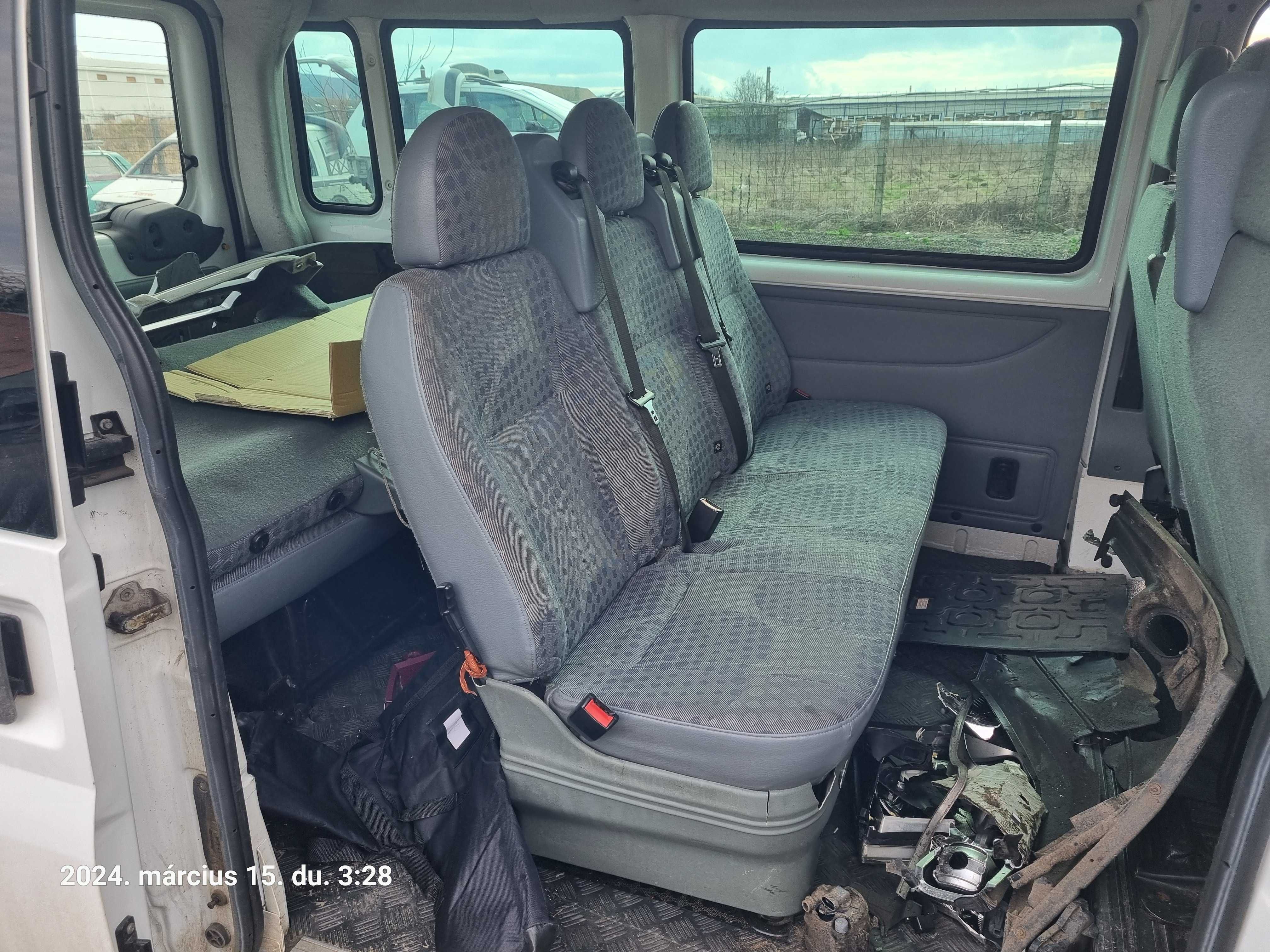 Dezmembram  Ford Transit 2.2 2011