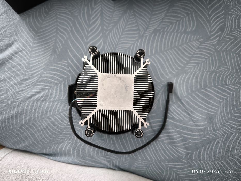 Vând 2 ventilatoare procesor