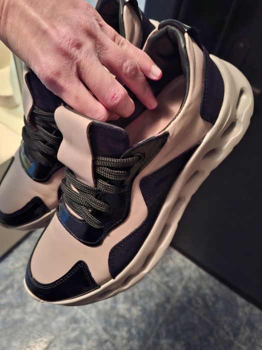 Бианки, естествена кожа, нови