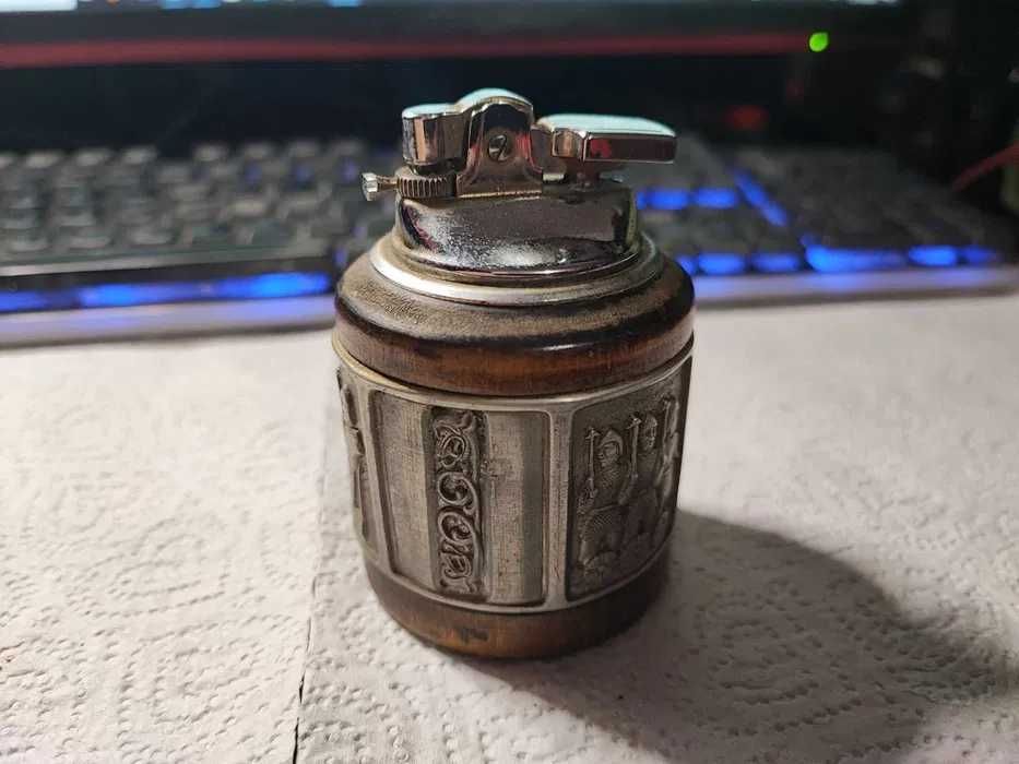 Lot vintage de 8 brichete 3