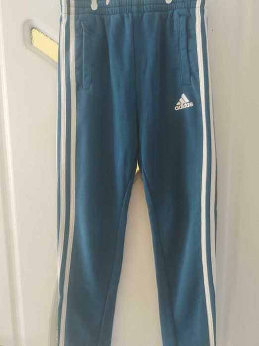 Долнище Adidas ..
