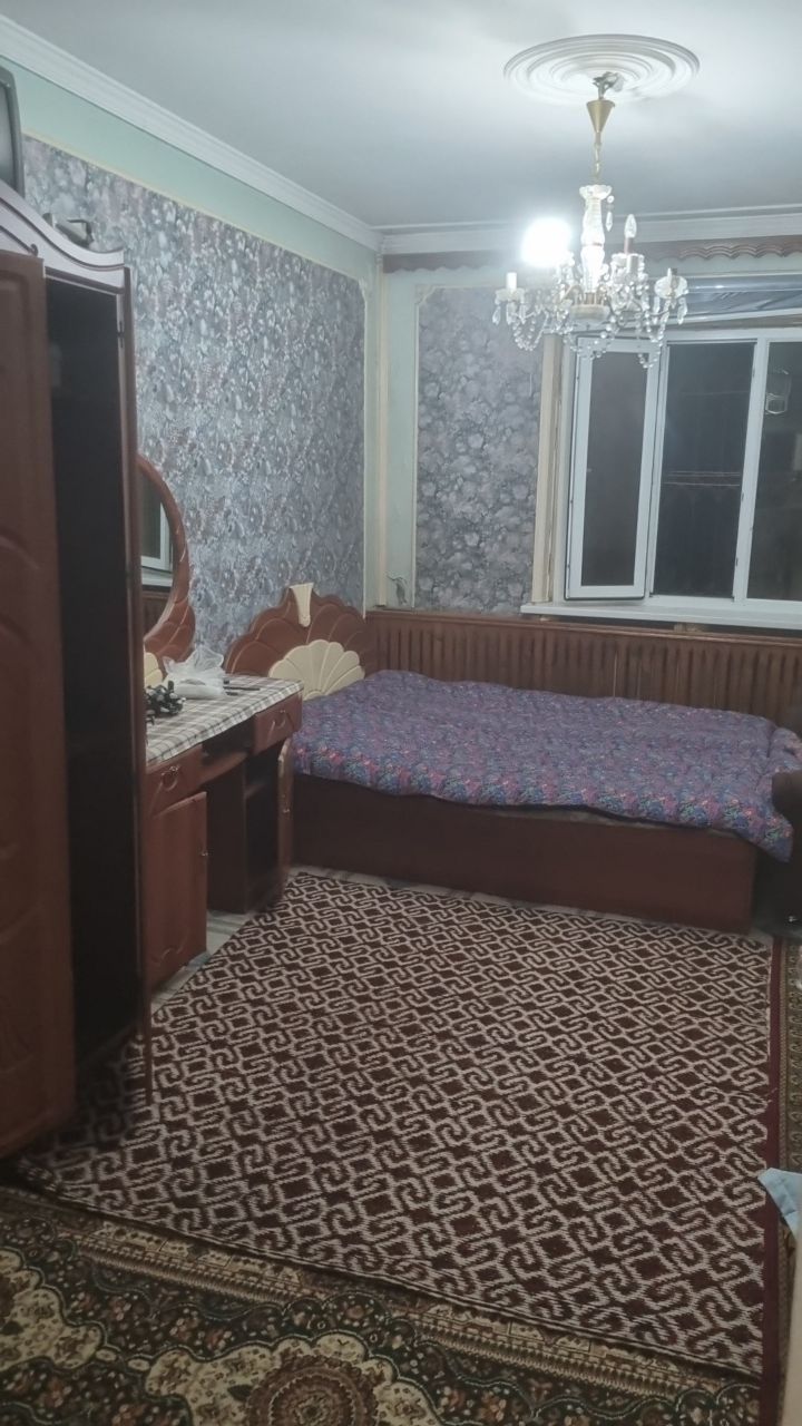 Арендага Чилонзор 20да шеричилига 3хона бор болага.