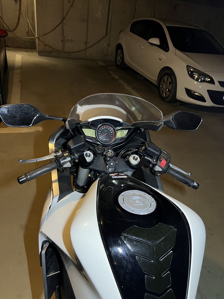 Honda VFR1200F înmatriculată