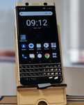 Blackberry KeyOne silver edition / Iphone X 256 gb