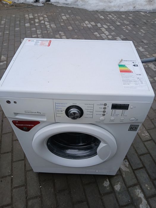 Продам стиралку лж 6кг