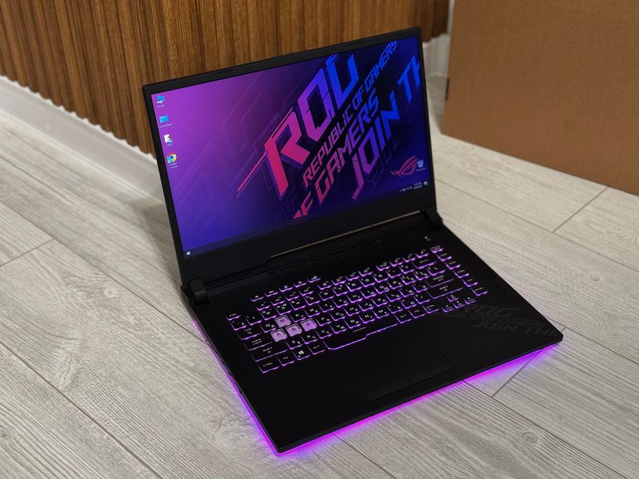 15.6 IPS 144hz /i7 10750H /GTX 1650Ti /16gb /512ssd/ Asus ROG STRIX
