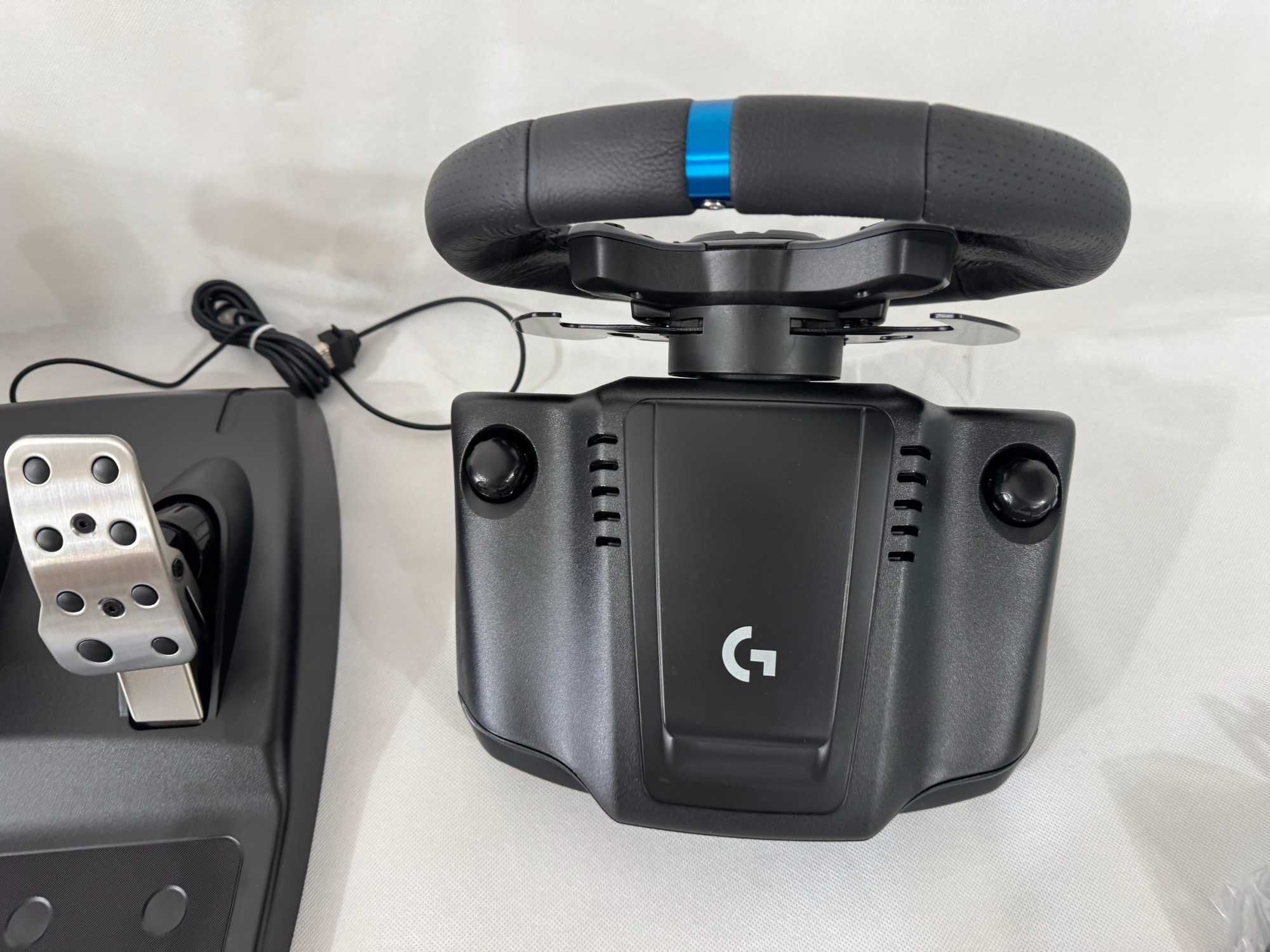 Волан с педали - Logitech G923