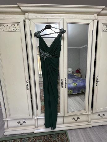 Продам итальянское платье, размер 46-48