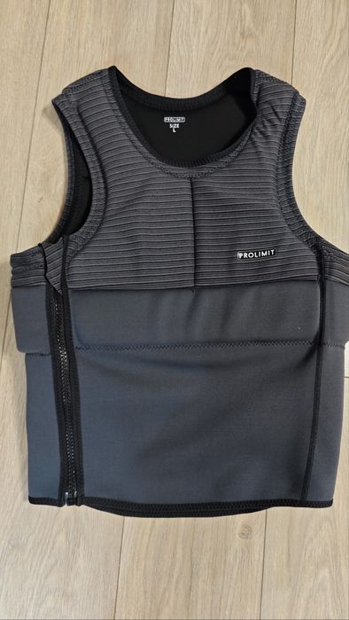 Жилетка за кайтсърф Prolimit Predator, размер L