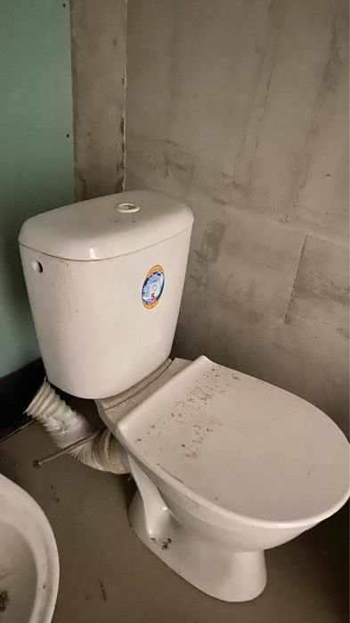 Унитазы б/у по 8000