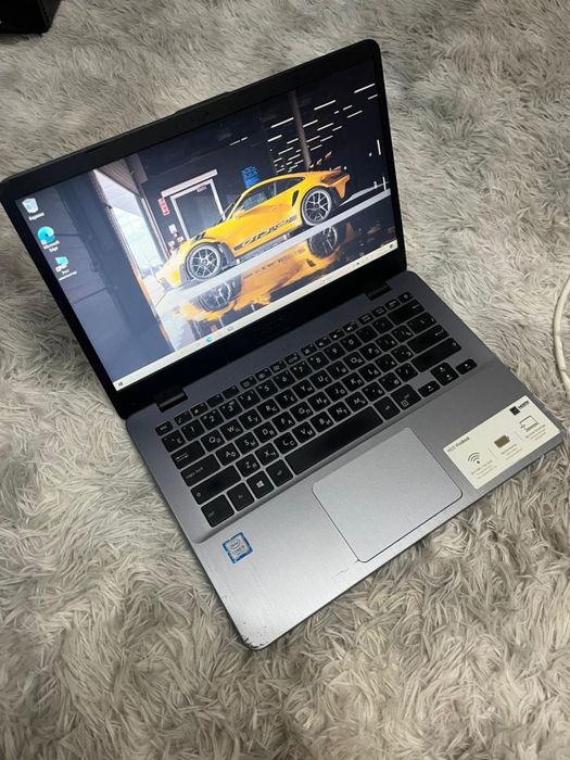 Ноутбук Asus / i5 7200u / 4gb ddr4 / ssd 256gb