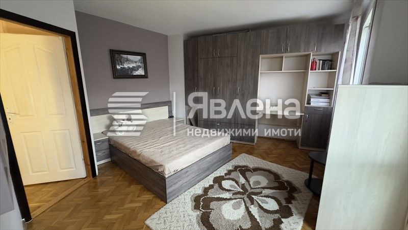 Продава се Тристаен апартамент в Варна, Бриз - 90 кв.м за 1539 €/кв.м - Снимка #9