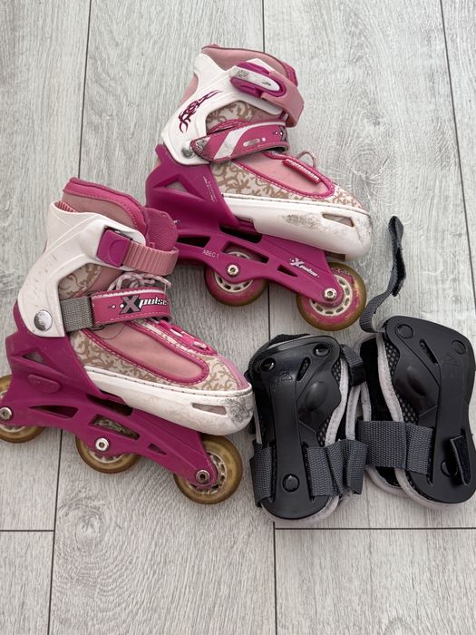 Vand Role patine cu rotile , marimea: 44,5 , 39 , 28-31