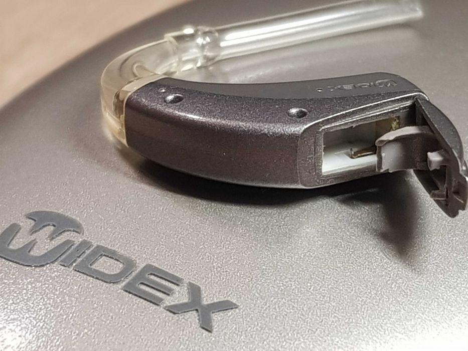 Aparat auditiv Widex Mind220 M2-m, perfect, foarte mic.