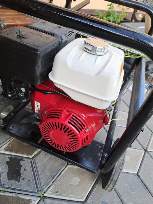 Generator Curent 6 kw Honda GX390