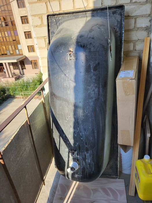 Металическая  ванна, в хорошем состояние