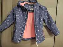 Geaca softshell cu gluga, impermeabila pt fete mărime 110