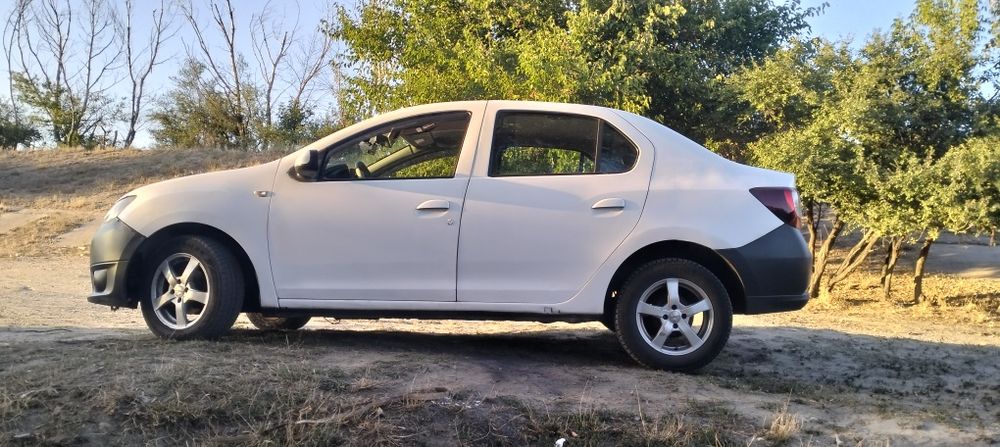 Dacia Logan 2 1.4 2014 E5
