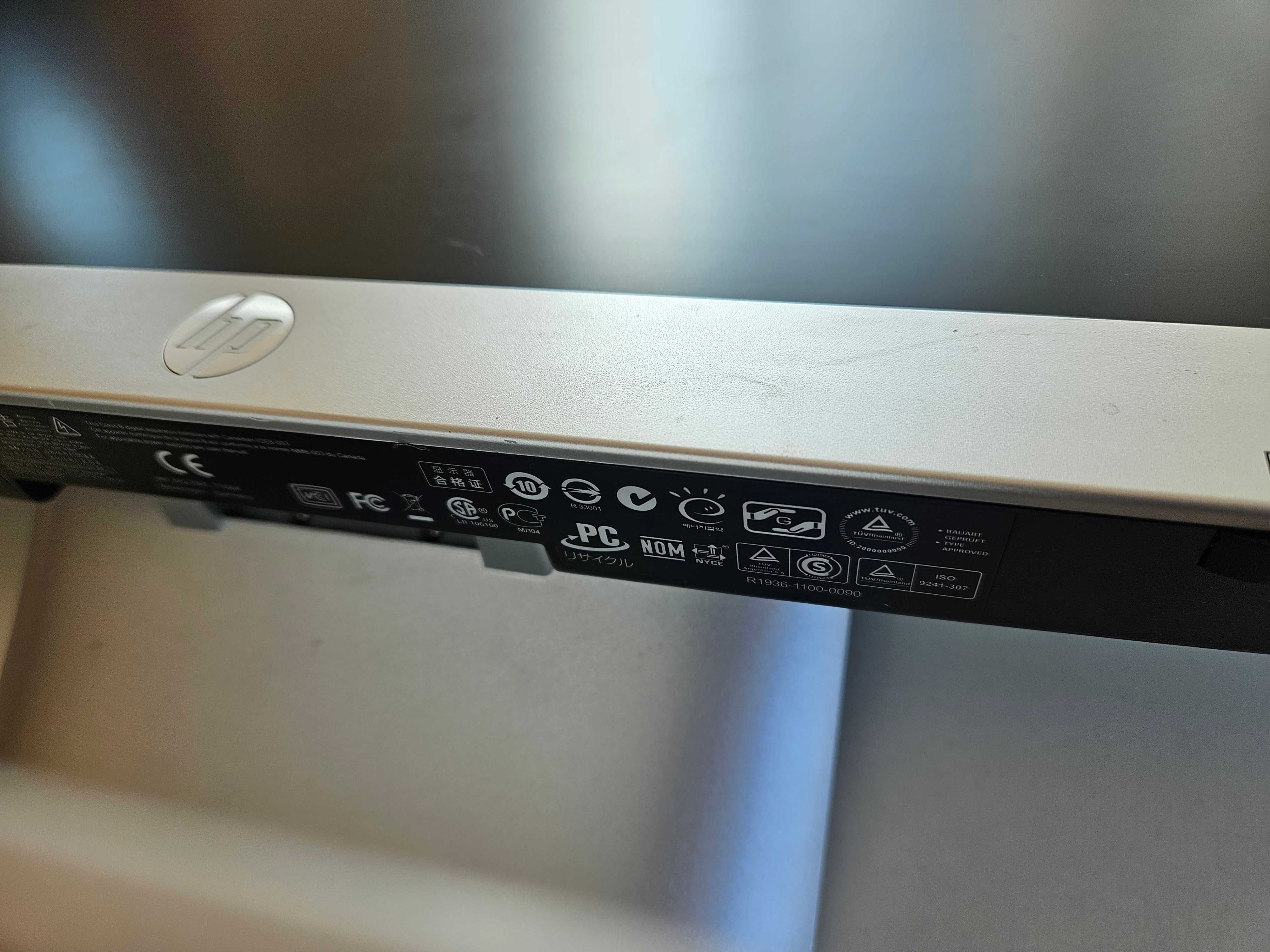 LED монитор HP Pavilion 22xi