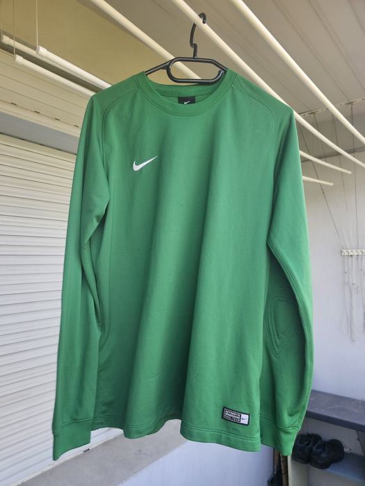 Зелена спортна блуза Nike – оригинал, отлично състояние